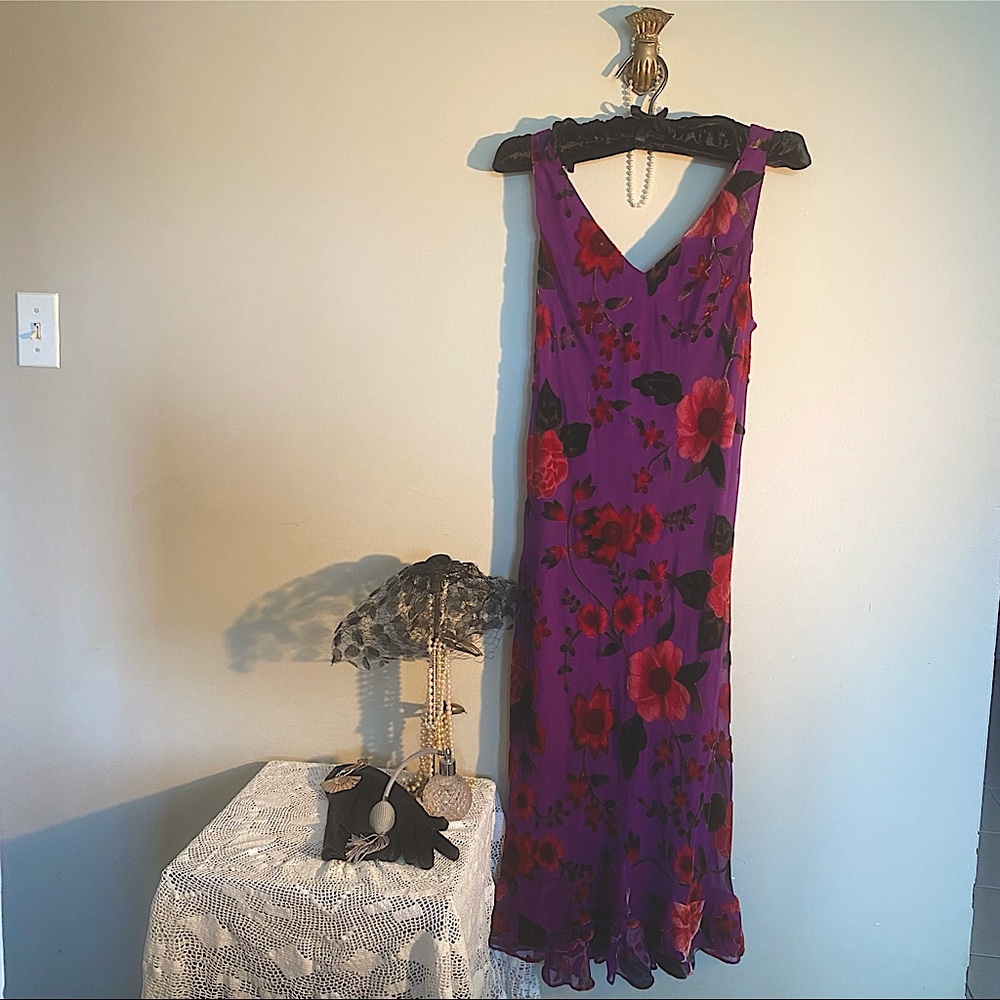 Possibility by Fiori di Zucca • Purple Velvet Floral Ruffle Hem Long Dress
